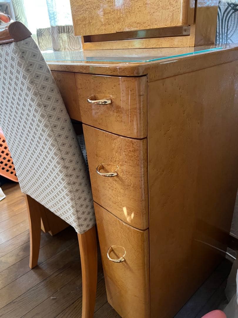 【送料込】大塚家具　高級三面鏡ドレッサー　鏡裏収納あり　椅子出品