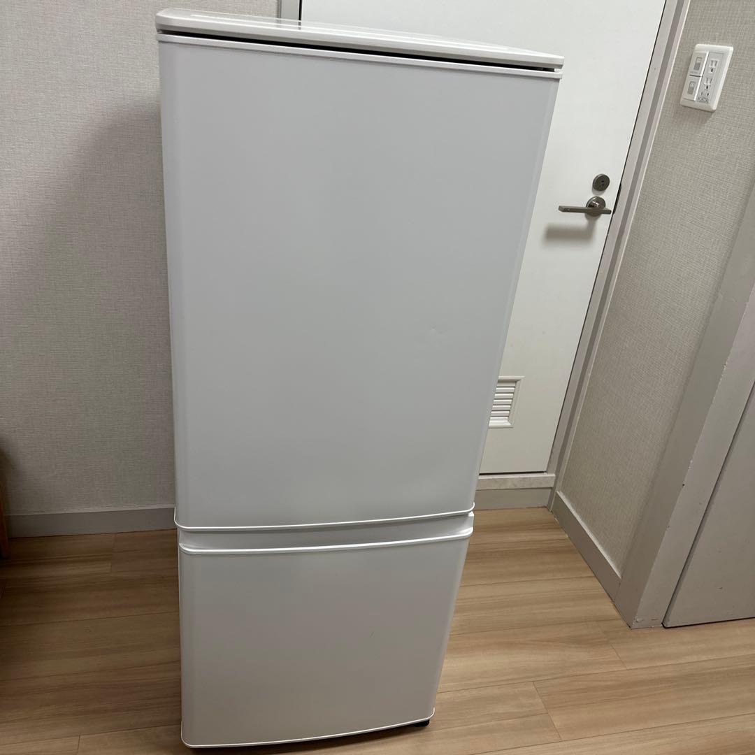 三菱ノンフロン冷凍冷蔵庫 MR-P15J-W 2024年製