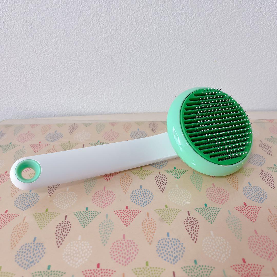 ✦ペットブラシ 猫くし 犬くし 猫毛取り 緑 グリーン コーム