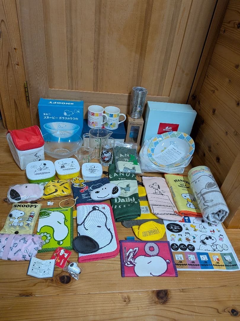新品　スヌーピー　SNOOPY　皿　コップ　グラス　カバー　セット