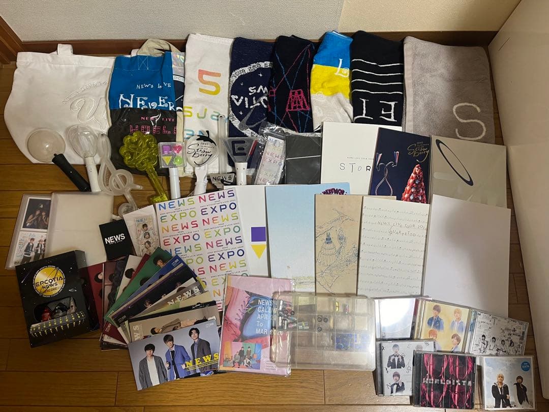 NEWS グッズまとめ売り