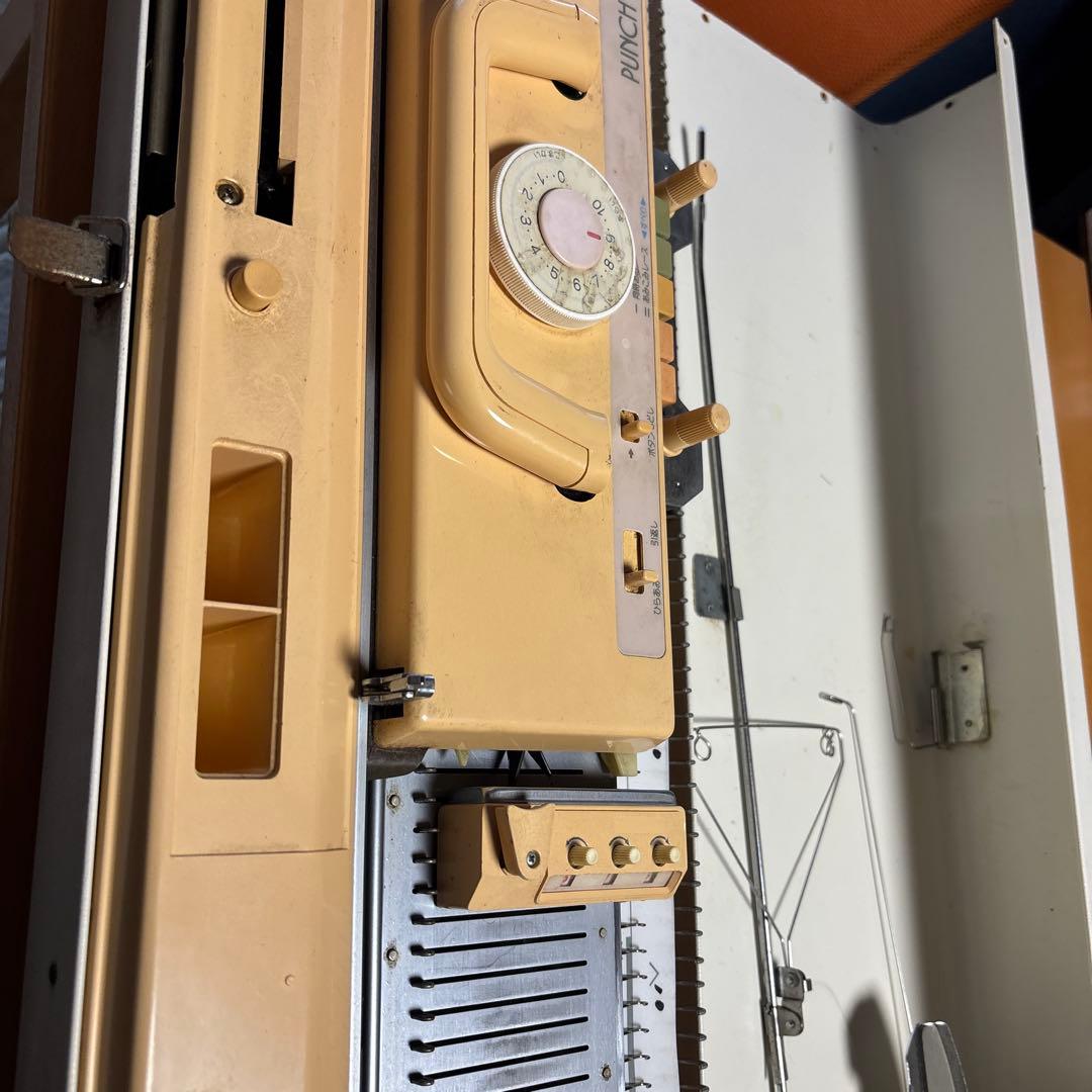 ブラザー太編機PUNCH9