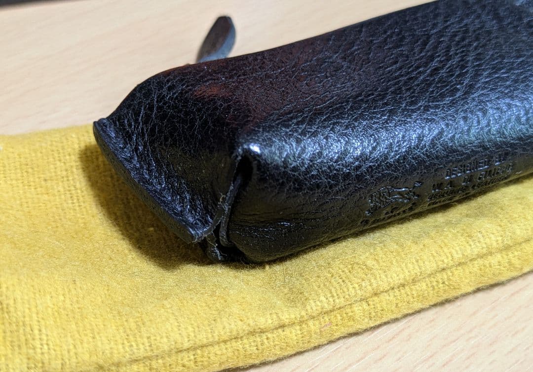 ペンケース　IL BISONTE (イル ビゾンテ)