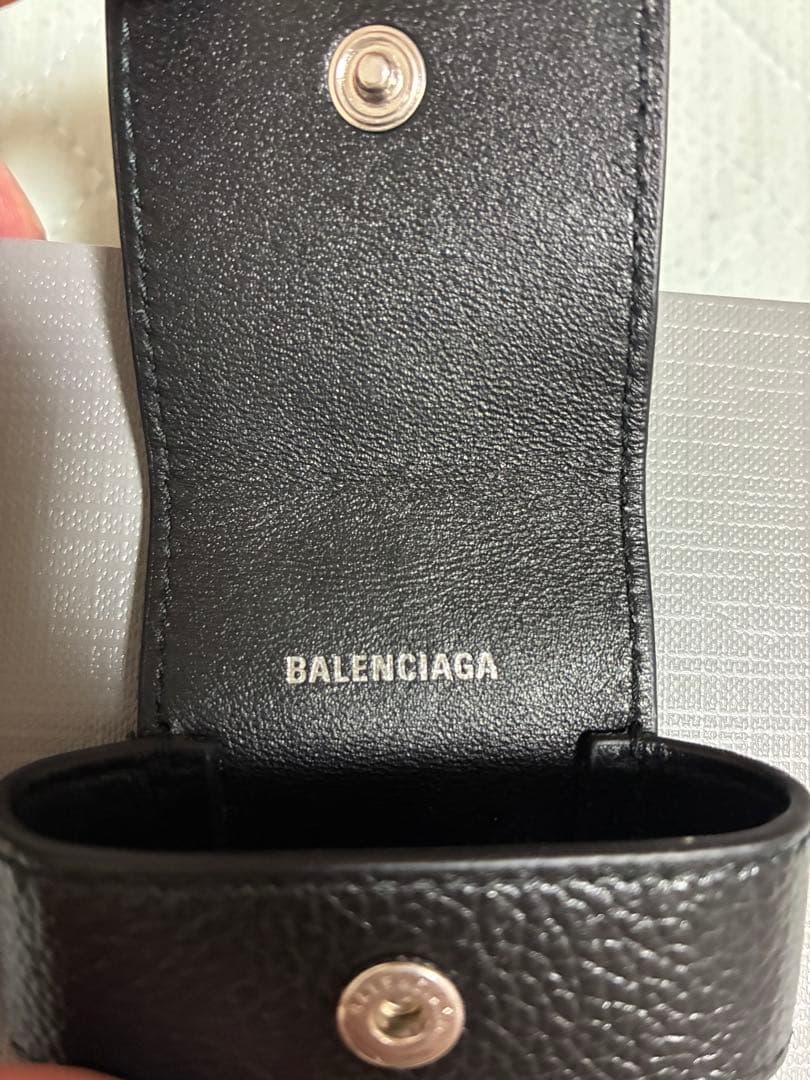 BALENCIAGA AirPodsPROケース　美品