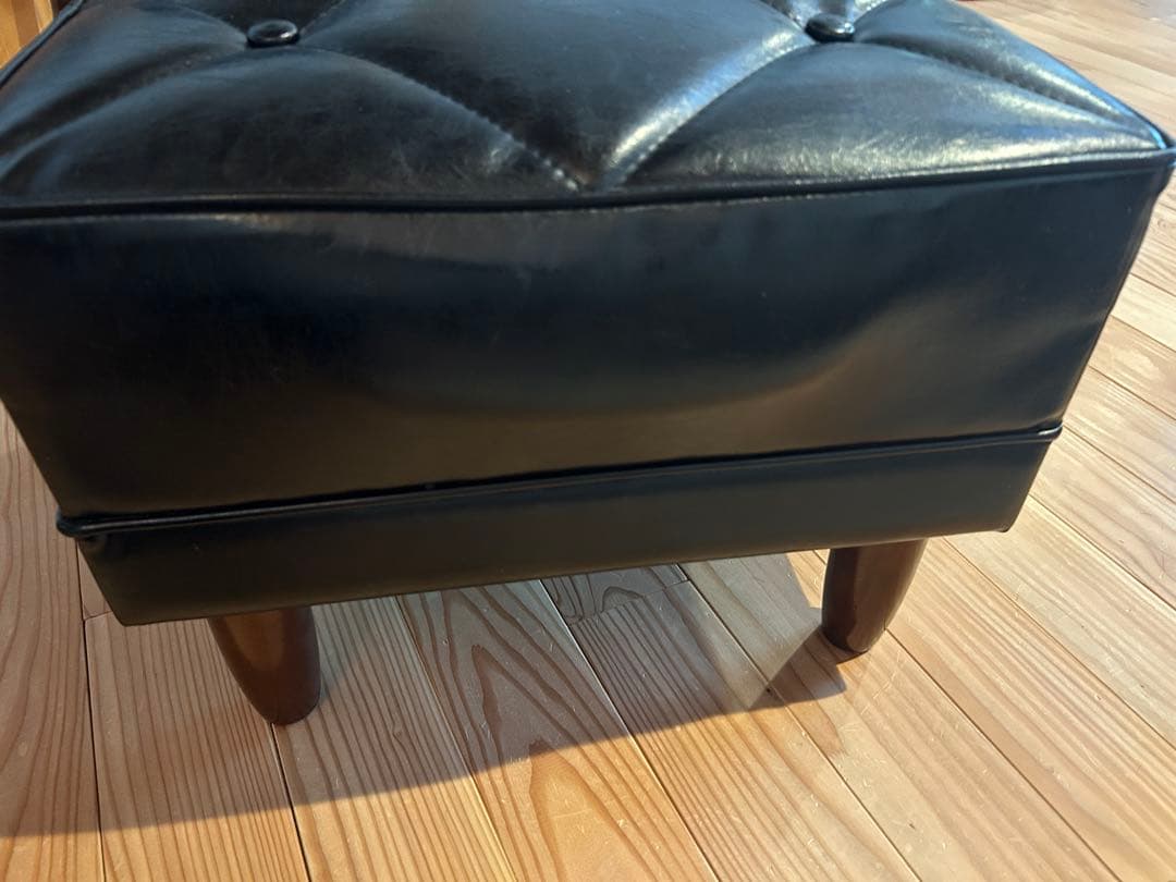 【値下げ・送料込】カリモク　60 オットマン　黒