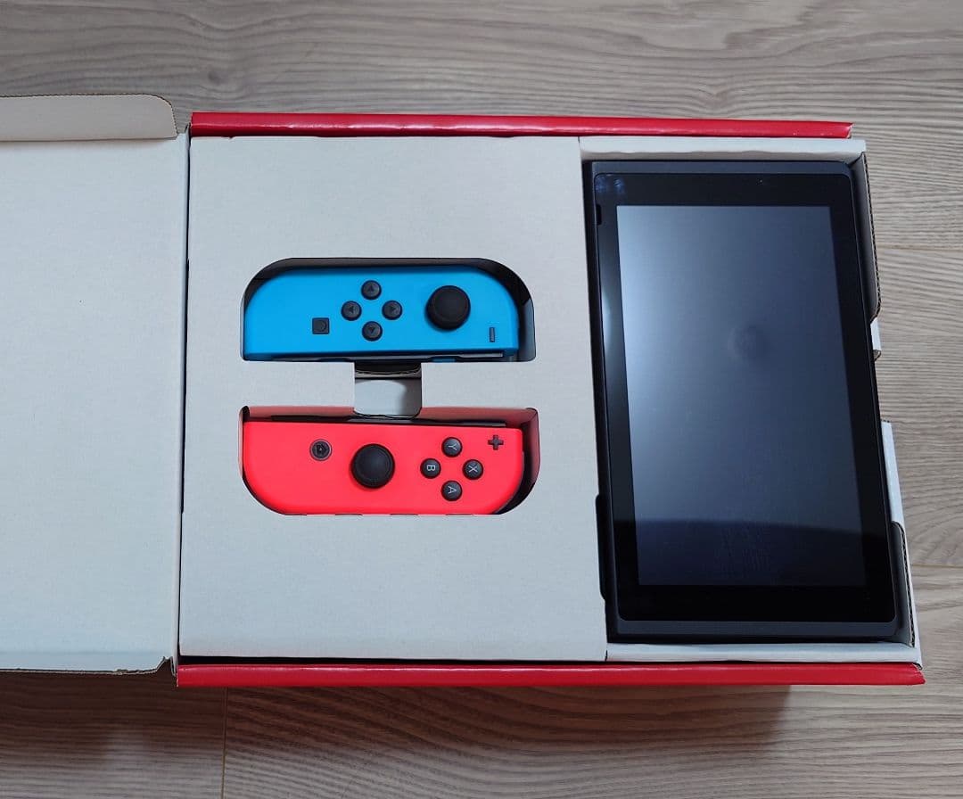 Nintendo Switch Joy-Con ネオンブルー/ネオンレッド