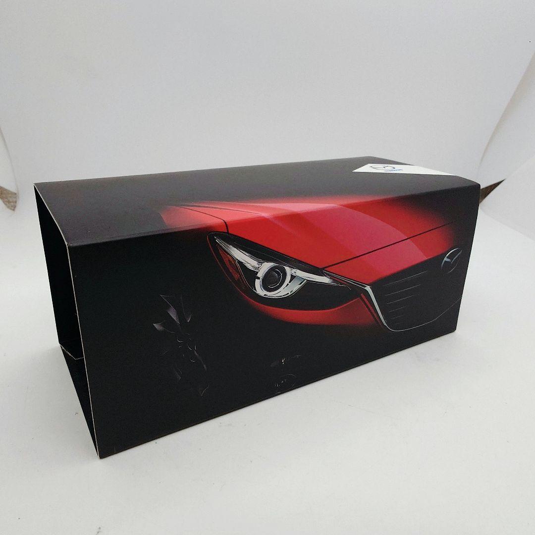 《MAZDAアクセラ》メーカー特注1/43【超レアカラー】新品パールホワイト