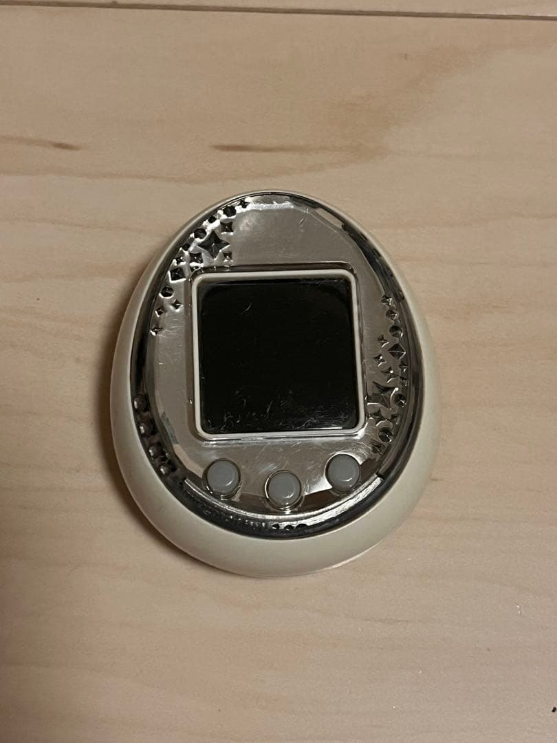 たまごっちiDL ホワイト