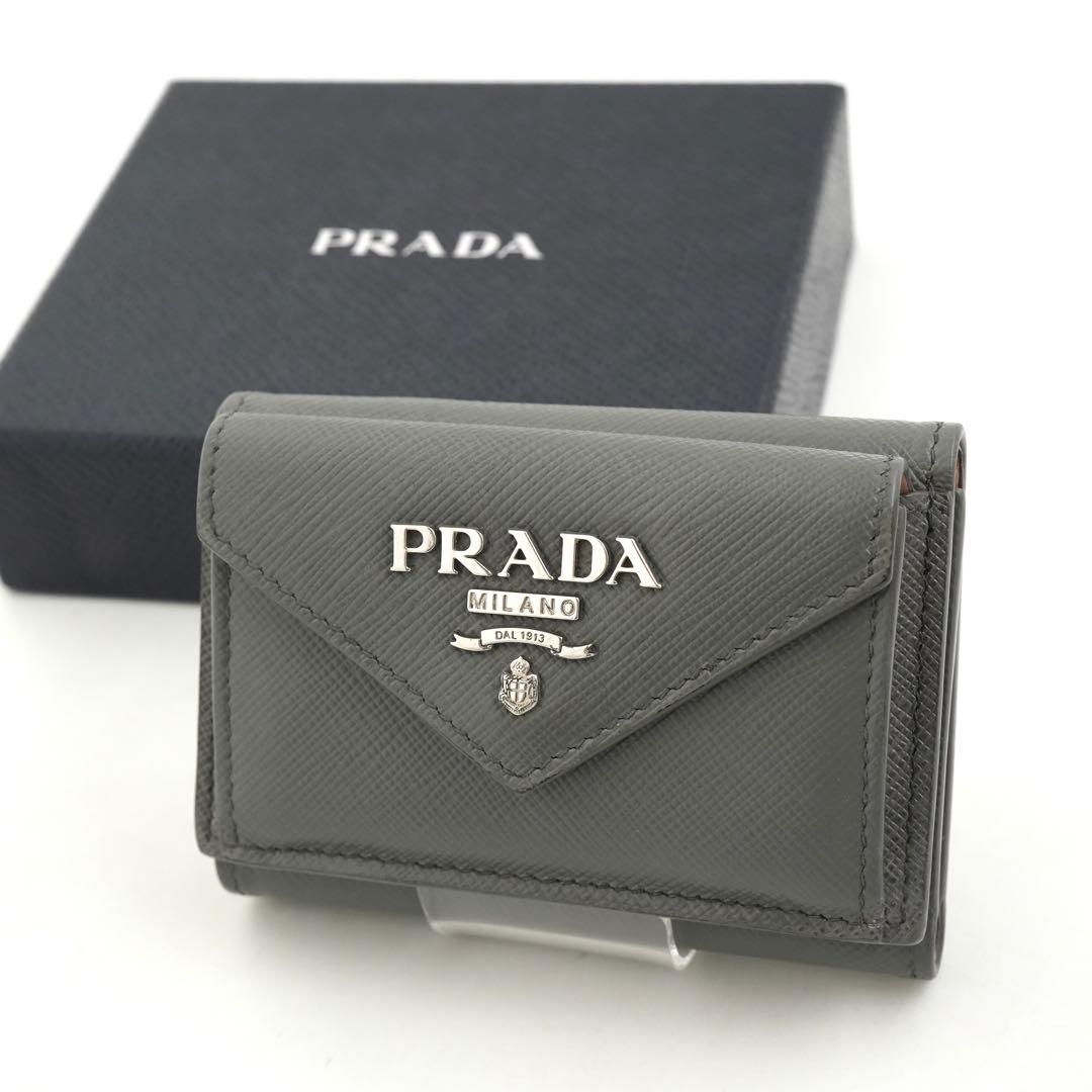 ✨未使用に近い✨　PRADA ミニ財布　サフィアーノレザー　バイカラー　三つ折り