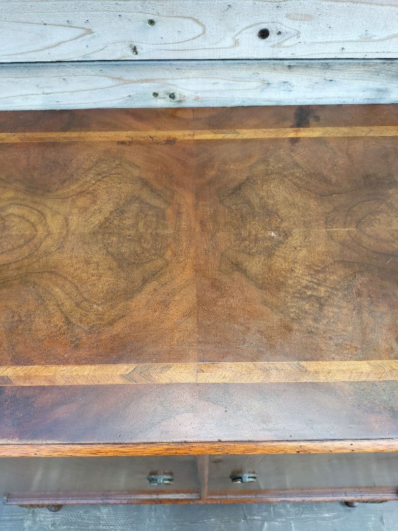 M♦n送料込 英国イギリスアンティーク　サイドボード 猫脚