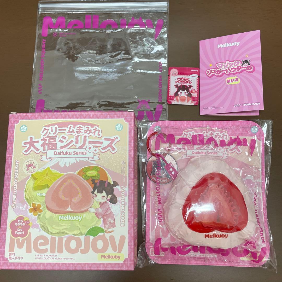 Mellojoy メロジョイ　大福　スクイーズ　いちご