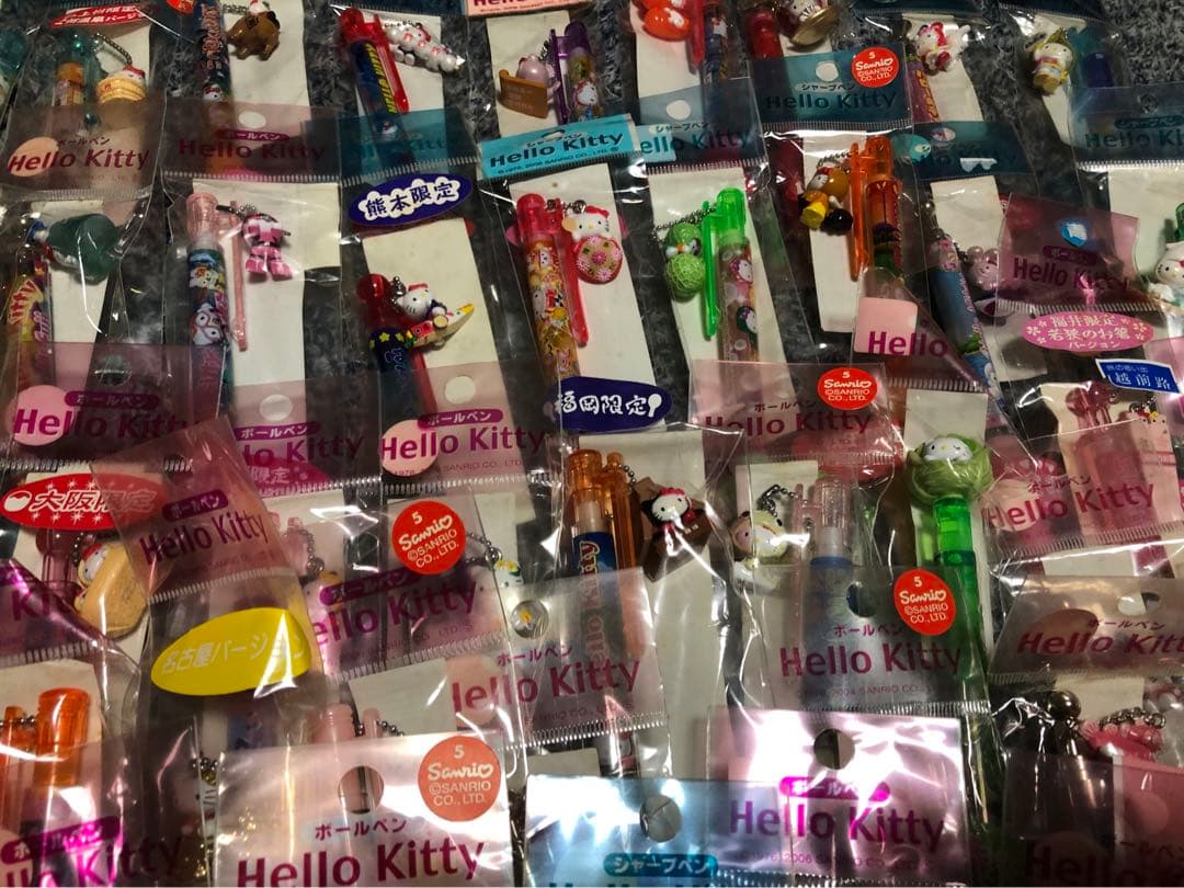 #ご当地限定ハローキティ ボールペン、シャープペンシル70本セット