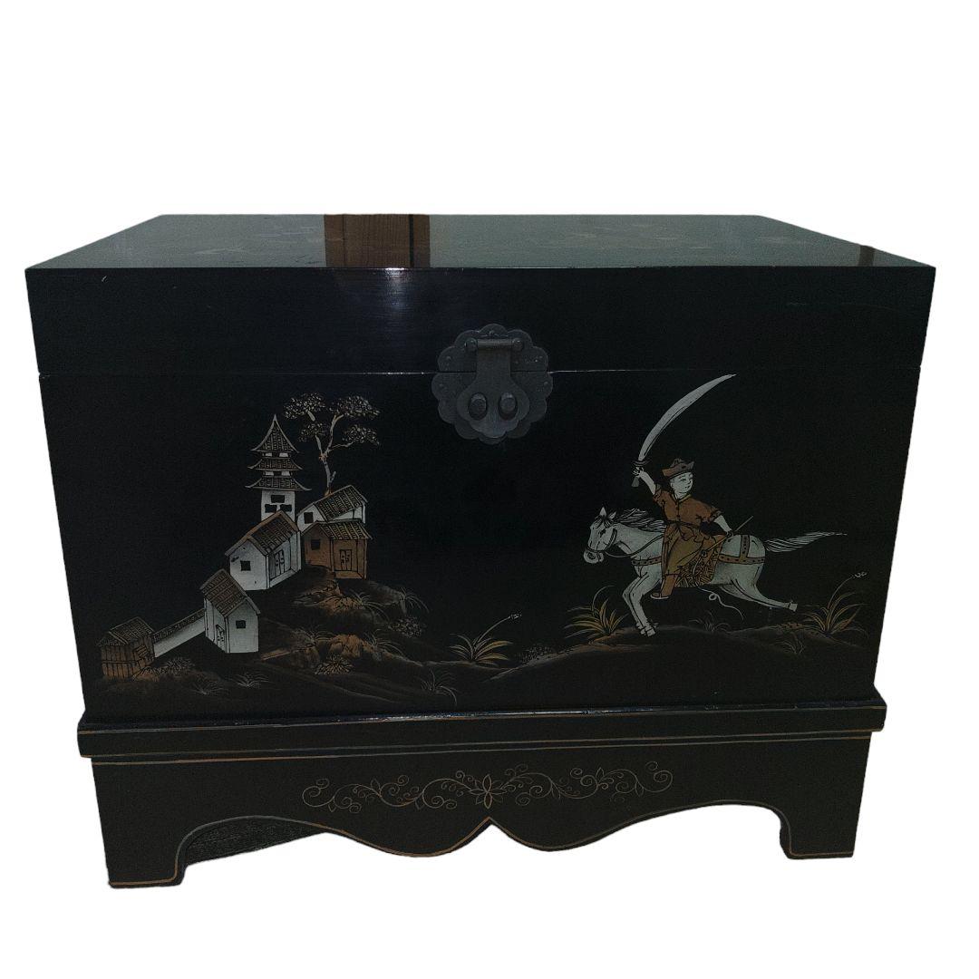 中国キャビネット　漆細工?　武人図