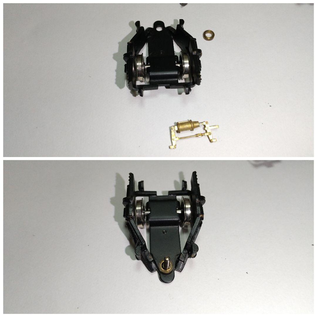 二軸先台車✕２、 従台車 １、テンダー台車✕２、他パーツ。HOゲージ。