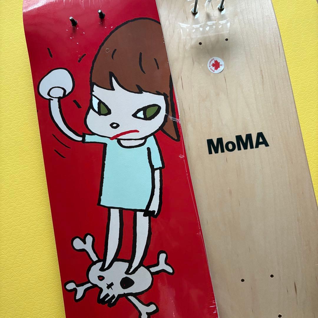 奈良美智　MoMA スケートボード　赤白2枚セット　付属カード・金具・元箱あり
