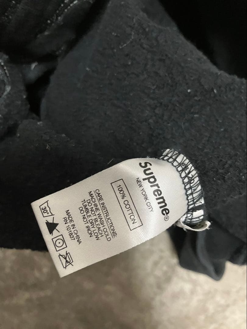 supreme コラボ　パーカー