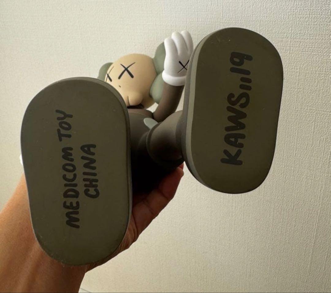 Kaws フィギュア 2体約30cm メディコムトイ　カウズ　companion