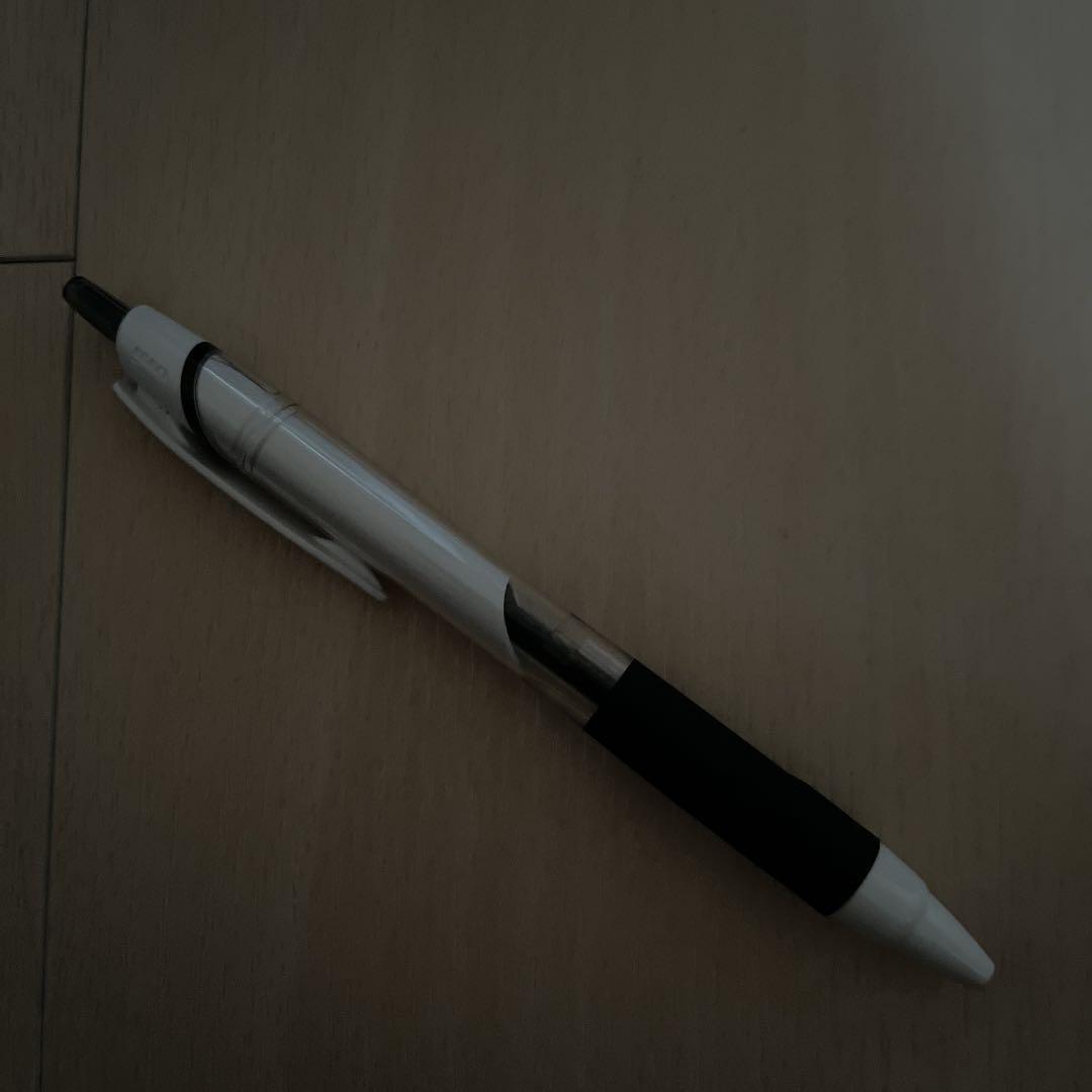 あらっなんでこんなスラスラかける？ボールペン