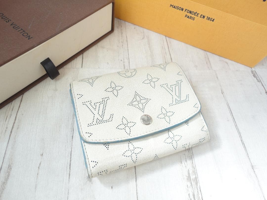 美品☆ヴィトン マヒナ 【ポルトフォイユ・イリス コンパクト】短財布☆B32