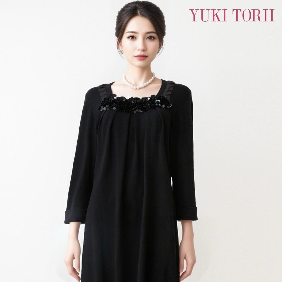 ♪当日発送可能【美品】ユキ　トリイ　シルク混　セレモニー　40　黒