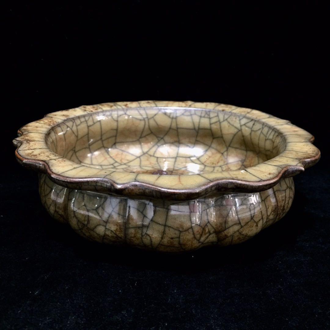 文房具　宋時代　龍文 哥窯青磁 陶器　冰裂纹 貫入