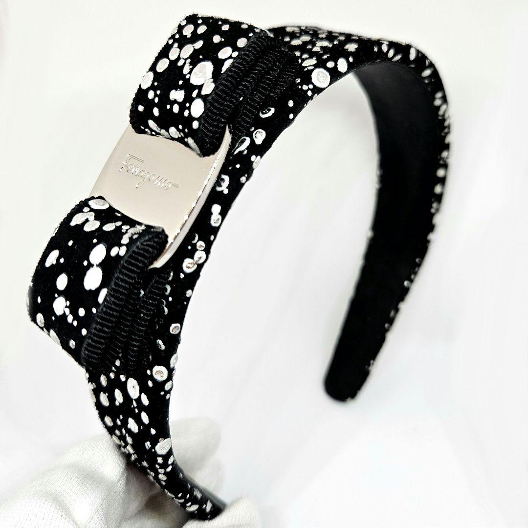 新品✨フェラガモ✨ヴァラリボン✨ドットカチューシャ✨ブラック✨シルバーペイント