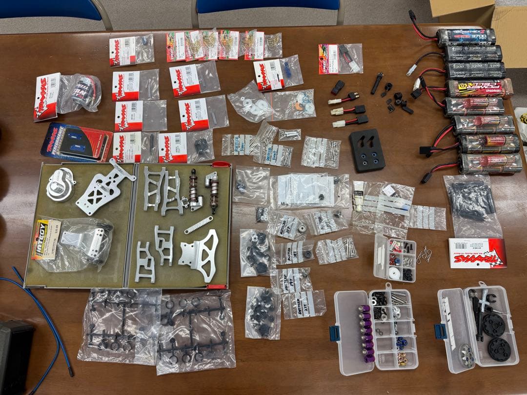 traxxasトラクサスRUSTLERvxlブラシレス2台パーツ多数アルミパーツ