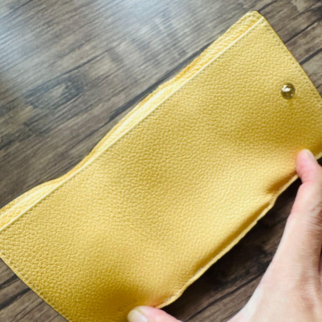未使用Chloe 財布 ミニ トリフォールド イエロー アルファベット 三つ折り