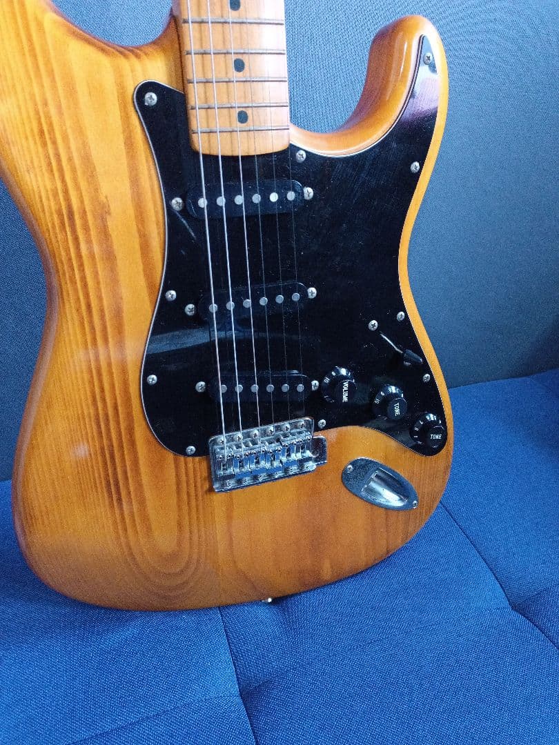 Fender Stratocaster ナチュラル