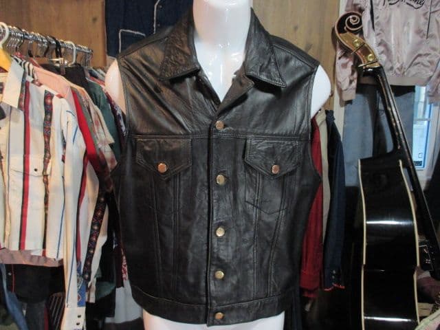 希少 ヴィンテージ 英国製 レザーベスト トラッカー REAL LEATHER社