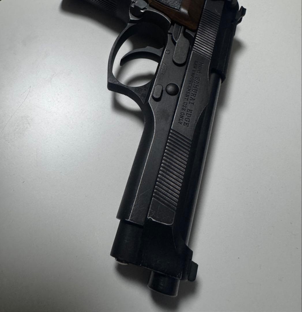 リアルガン塗装済み　M92F サムライエッジ　ガスガン　バイオハザード