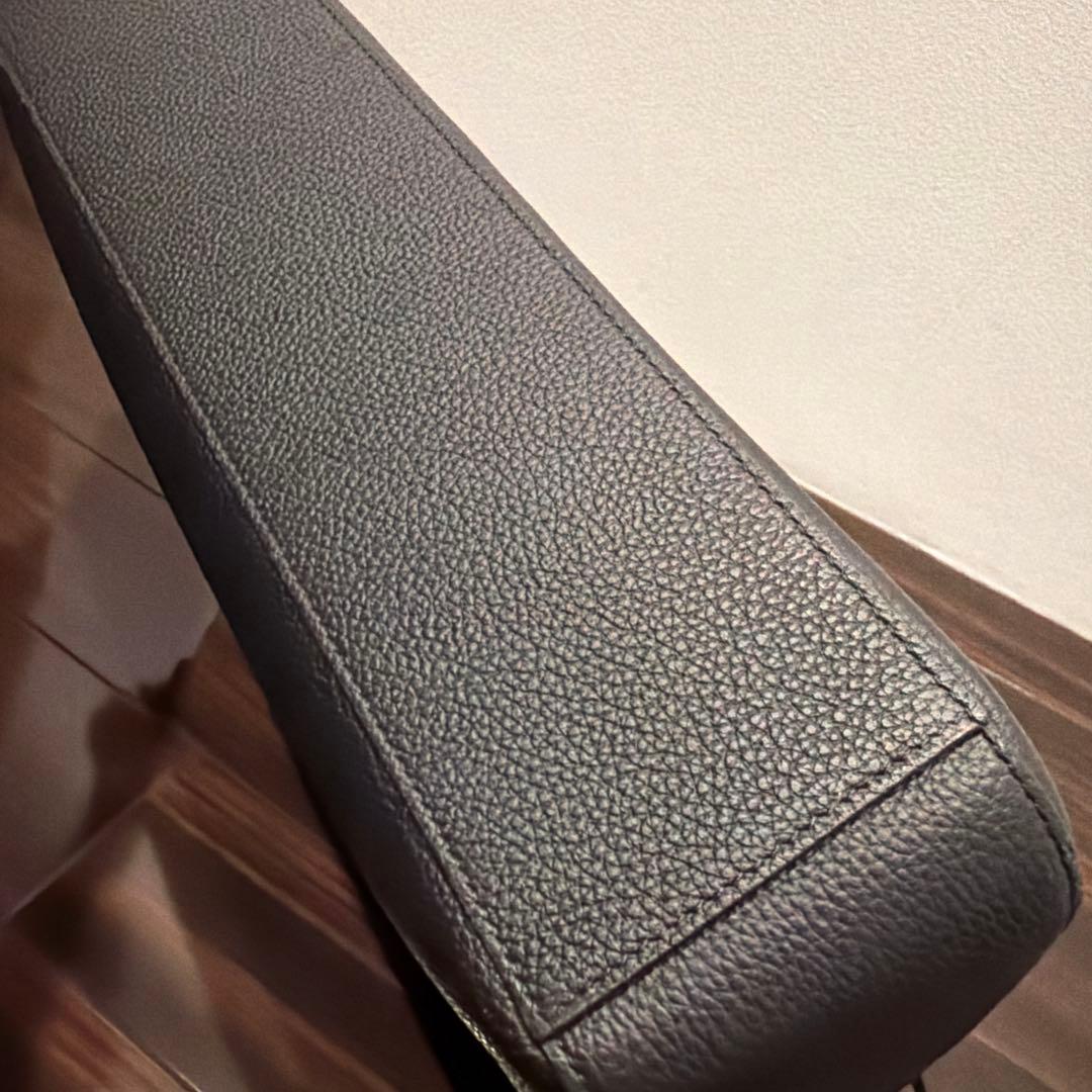 フェラガモ　ガンチーニ ブリーフケース　半額以下　付属品無し　定価37万円