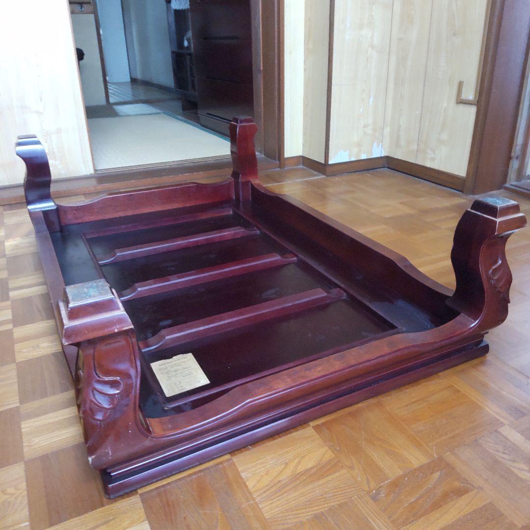 50年前くらいに購入した 伝統的な木製座卓 光沢仕上げ 野田産業