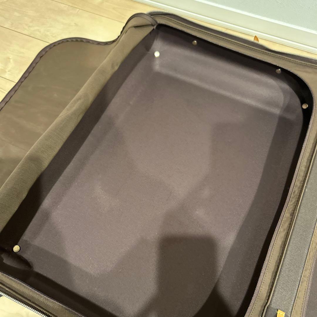 ヴィトン モノグラムエクリプス ホライゾン70キャリーケース　トランク　トラベル