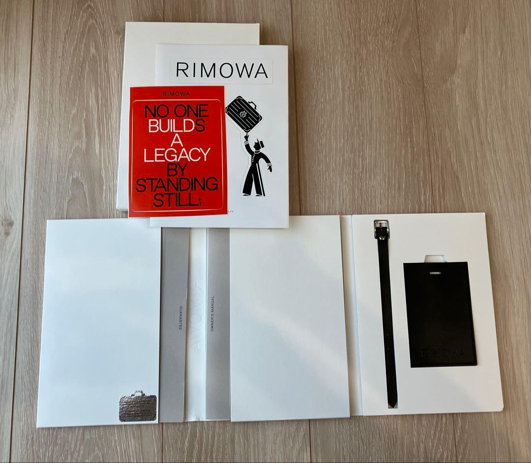 リモワ RIMOWA スーツケース　エッセンシャル チェックイン　M
