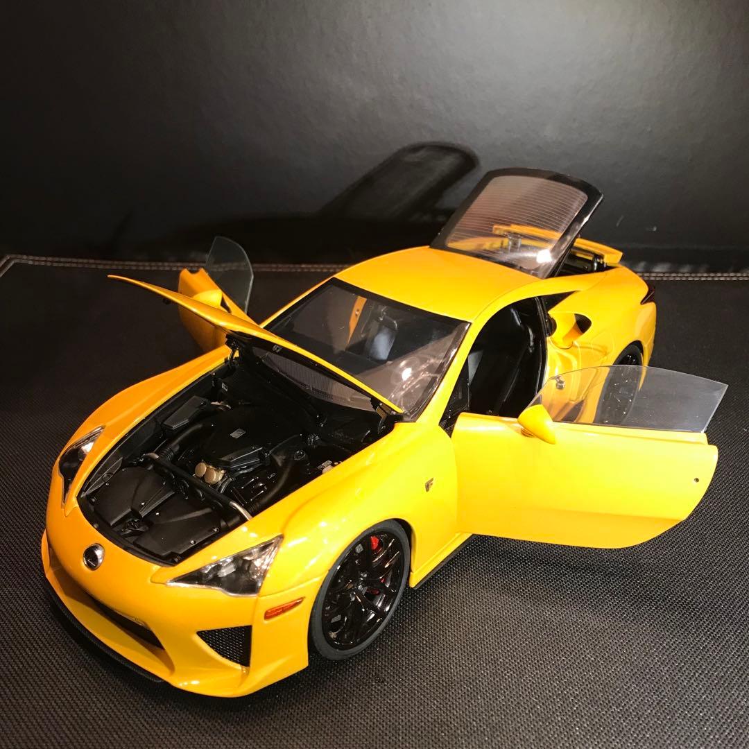 レクサス LFA 1/18