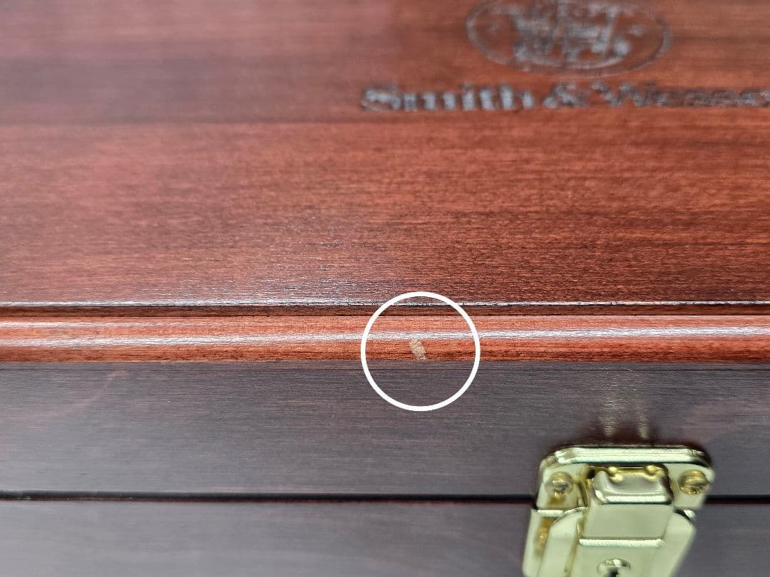 S&W純正　汎用木製ガンケース　6.5インチまでは収納可能　ケースのみの出品です