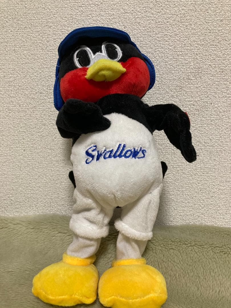 東京ヤクルトスワローズ　ダンシングつば九郎