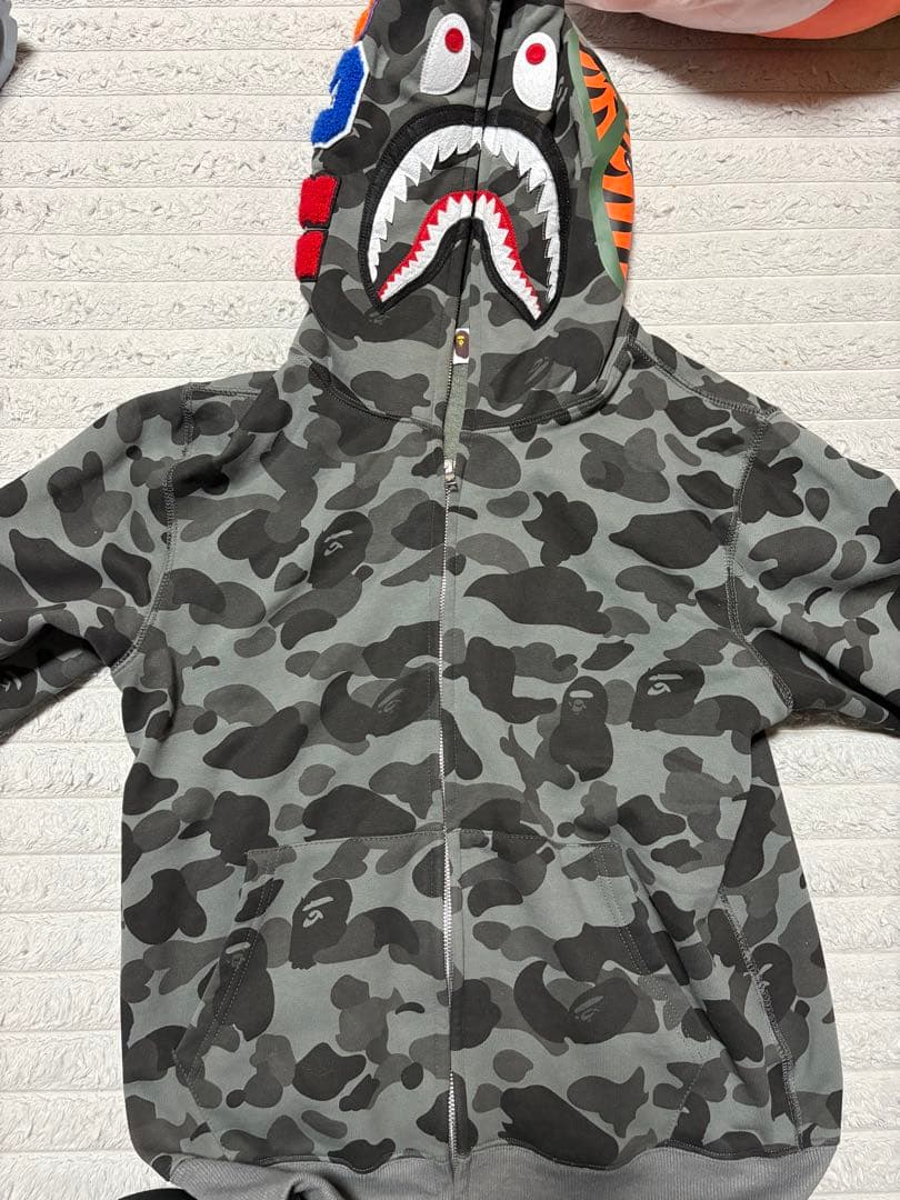 た*ら様 エイプシャークパーカー