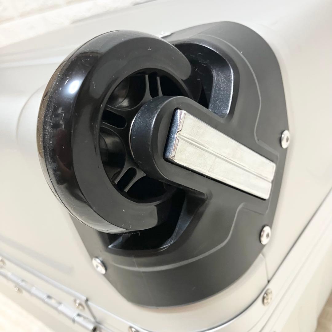 【廃盤品】美品！ビジネスマンに！ゼロハリバートン　アルミ製 キャリーケース　2輪