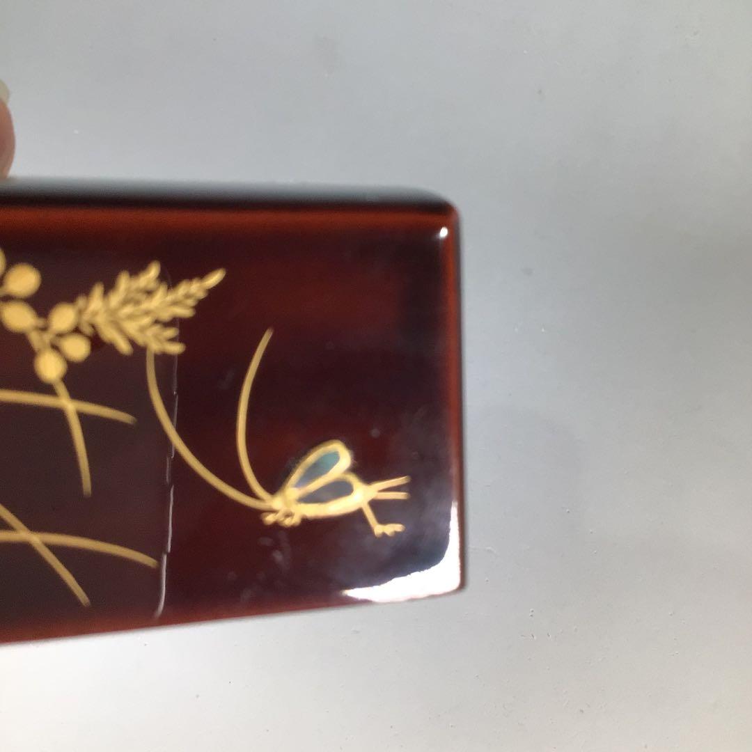 Ｎ１０００　香合　『道場宗廣作』『溜塗』『虫草蒔絵』『虫籠香合』　共箱　茶道具