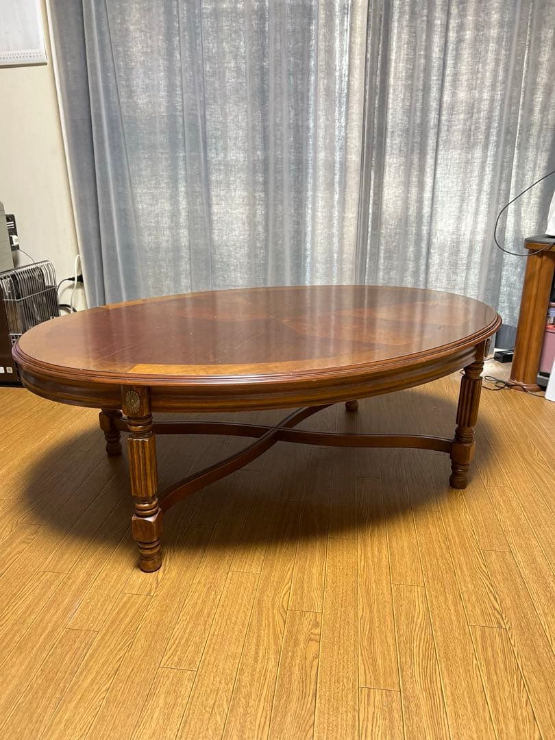 テーブル　輸入家具　高さ40cm 楕円形