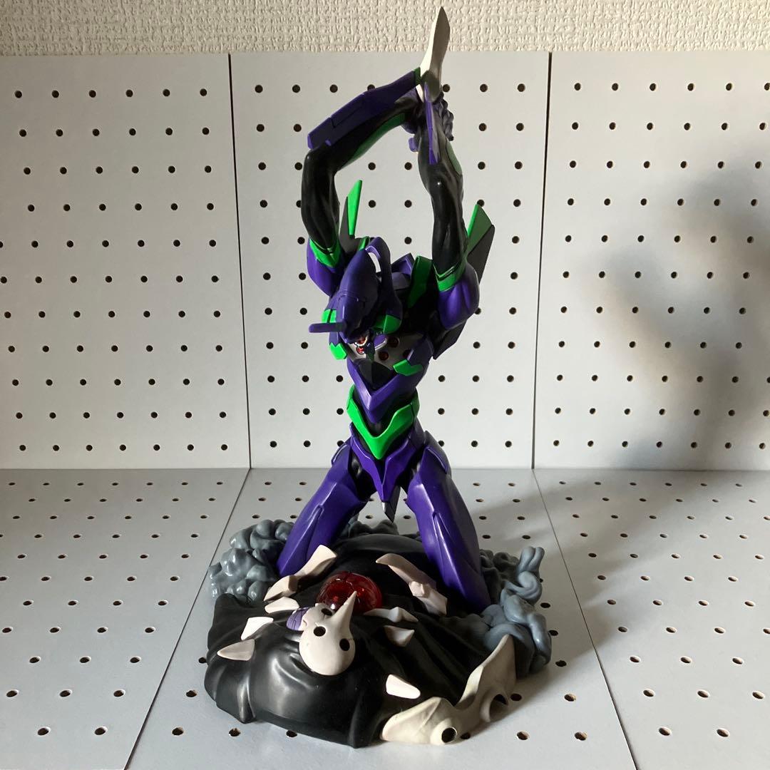 エヴァンゲリオン初号機フィギュア現状品、美品