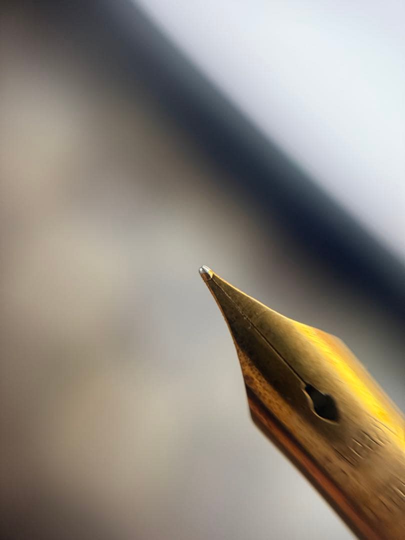 兜木ペン先、朱漆、インキ止め式、エボナイト