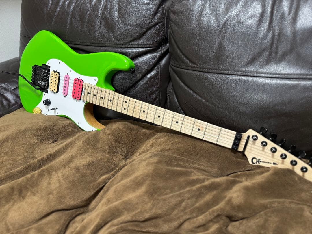 Charvel steve vai Green Meanie風MOD
