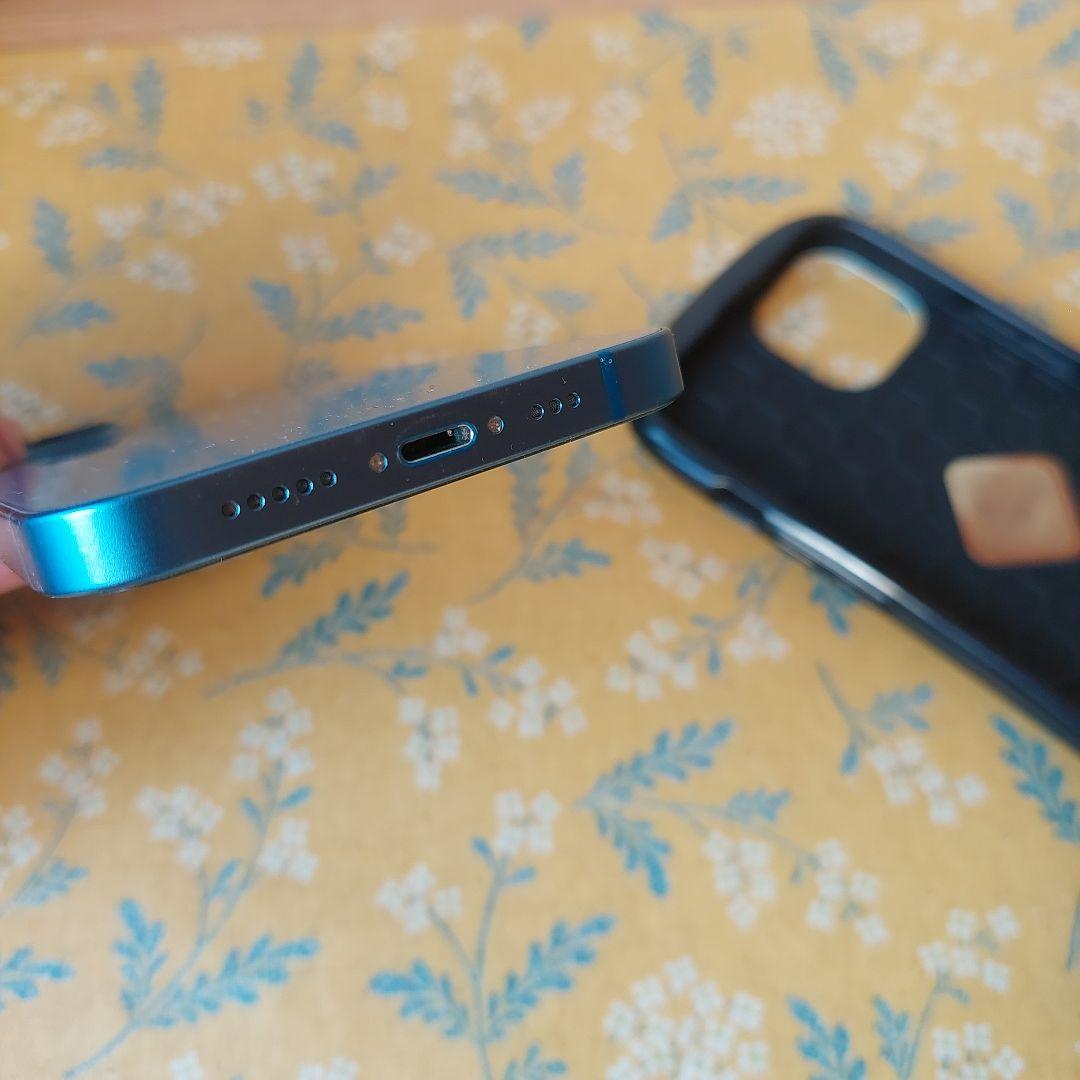 Apple iPhone 13 本体 青　128GB　iFaceケース付き