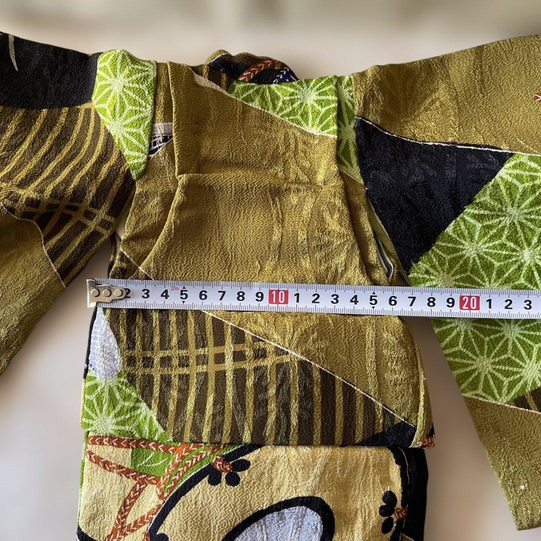 古布　紋縮緬　2枚重ね　人形の着物　13号　103105