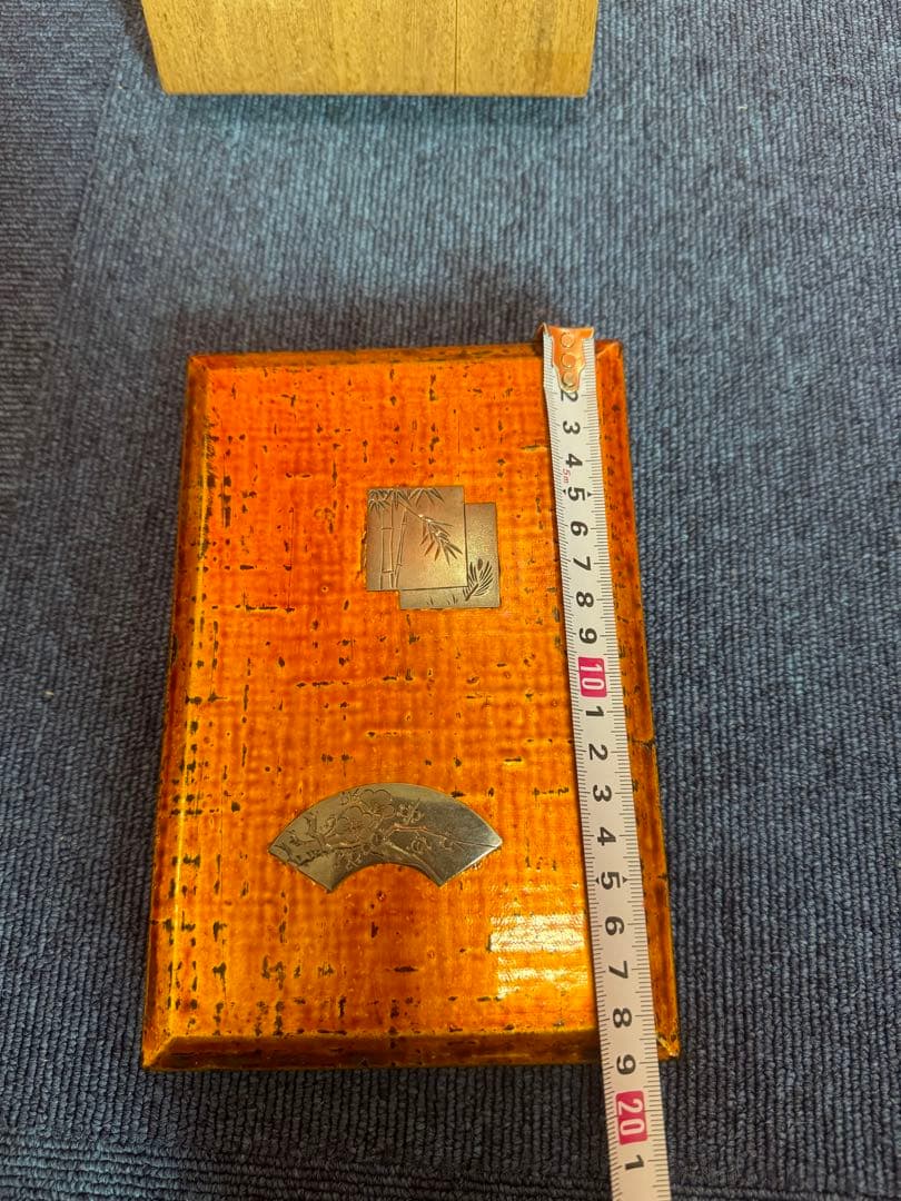 2052 尚美堂　純銀地梅入　木箱　工芸品