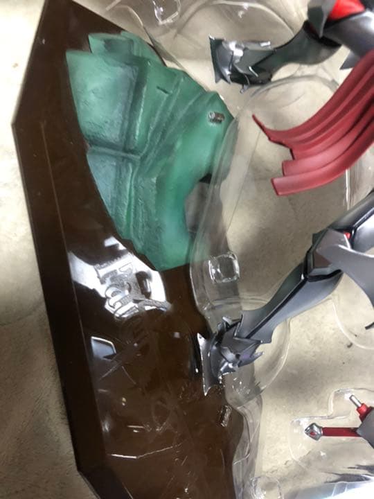 赤のセイバー モードレッド フィギュア fate