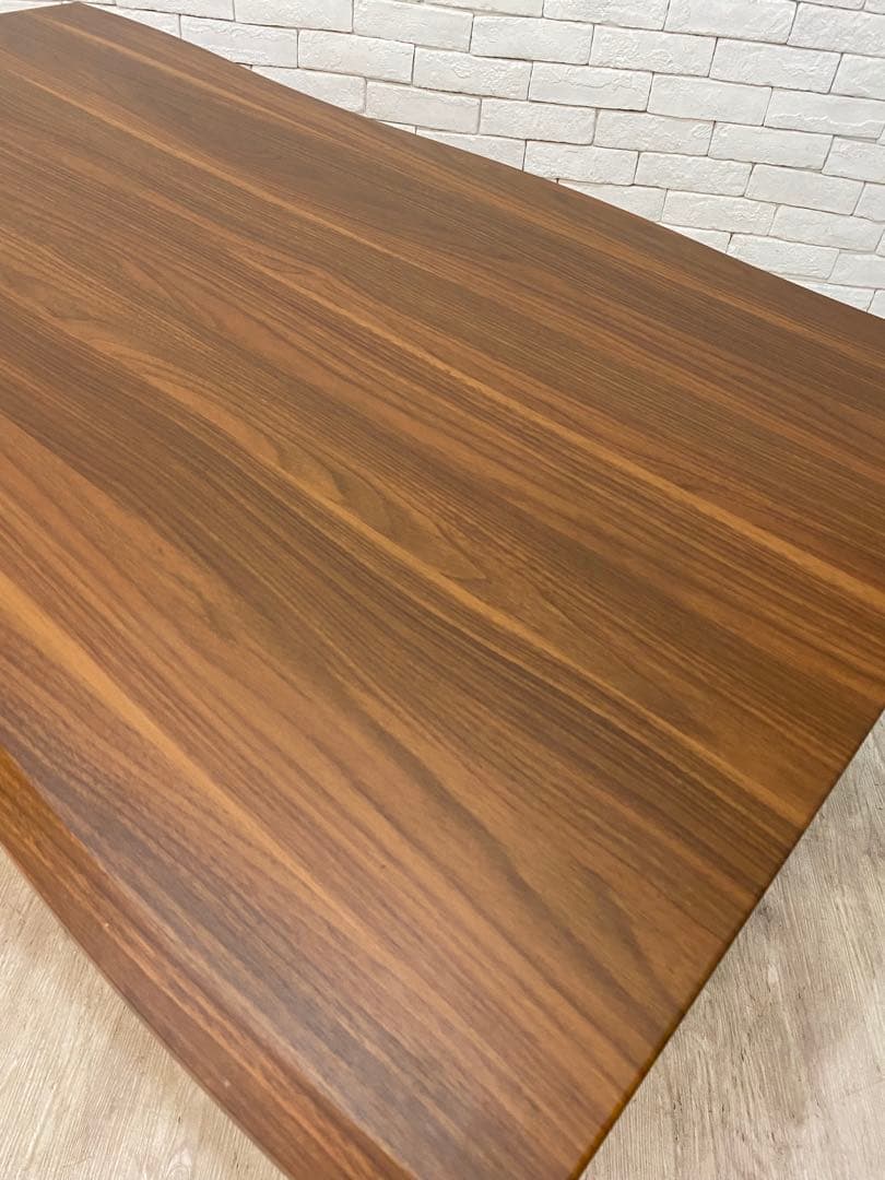 【東京都23区内は送料無料】140cm ダイニングテーブル　リビング　デスク　机